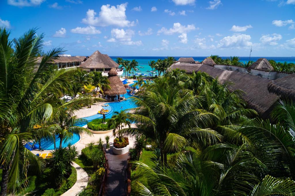 The Reef Coco Beach Resort & Spa- Optional All Inclusive